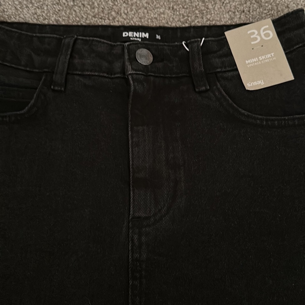 DENIM SINSAY Women’s Skirt~ size 36~ NWT